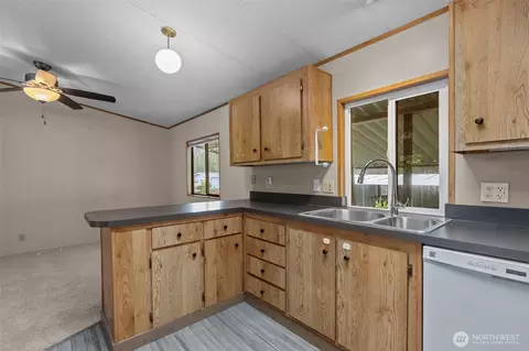 5810 Fleming St #82, Everett, WA 98203 photo 14
