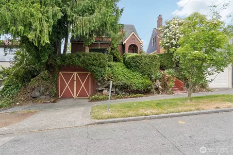 150 NW 84th St, Seattle, WA 98117