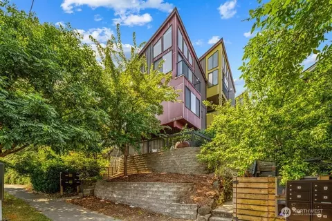 3026 SW Avalon Way #A, Seattle, WA 98126