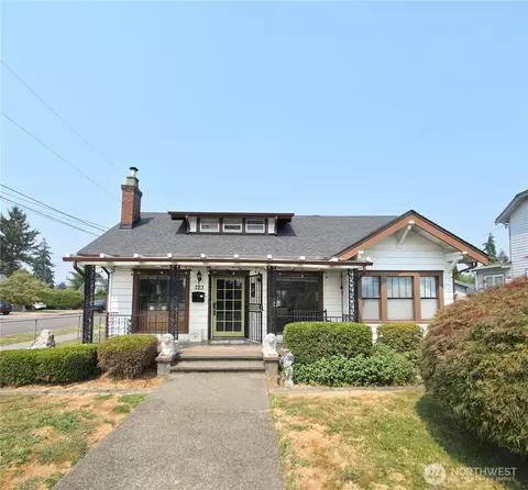 723 5th Ave NW, Puyallup, WA 98371