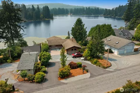 30601 SE Lake Retreat North Dr, Ravensdale, WA 98051