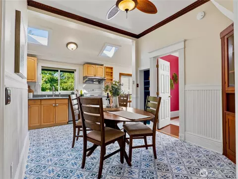 Dining - 1918 S Waite St, Seattle, WA 98144 photo 1 of 2