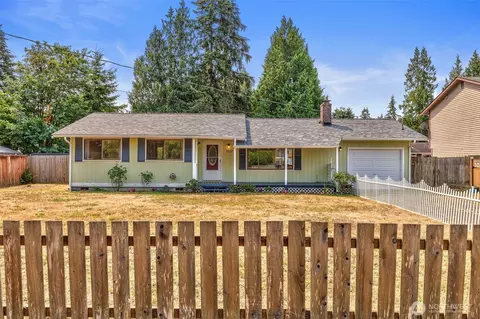2257 NW Clinton Ave, Poulsbo, WA 98370