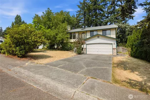 2322 S 357th St, Federal Way, WA 98003