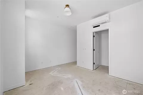 Bedroom - 1825 E Pine St, Seattle, WA 98122 photo 4 of 4