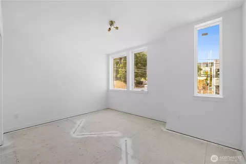 Bedroom - 1825 E Pine St, Seattle, WA 98122 photo 1 of 4
