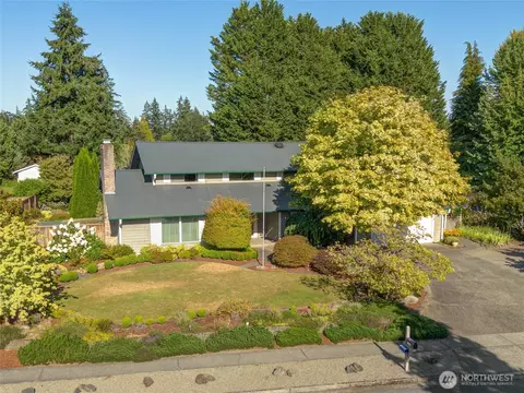 11409 Cloverdale Ct SW, Lakewood, WA 98499