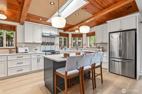 Kitchen - 23730 9th Pl W, Bothell, WA 98021 photo 3 of 6