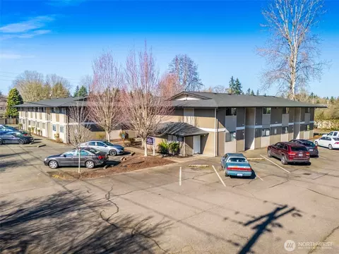 921 12th Ave SE, Puyallup, WA 98372