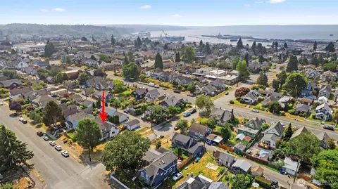 View/Area - 2104 Rockefeller Ave #1716, Everett, WA 98201 photo 1 of 3