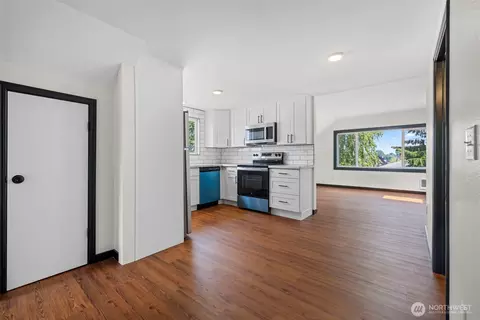 Other - 2104 Rockefeller Ave #1716, Everett, WA 98201 photo 4 of 9