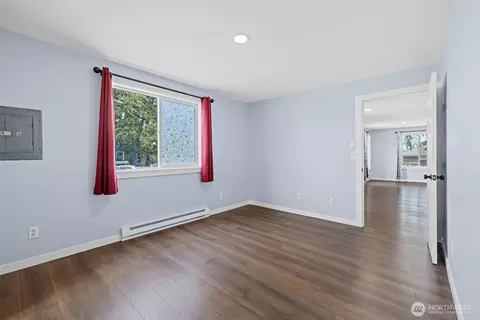 Other - 2104 Rockefeller Ave #1716, Everett, WA 98201 photo 1 of 9