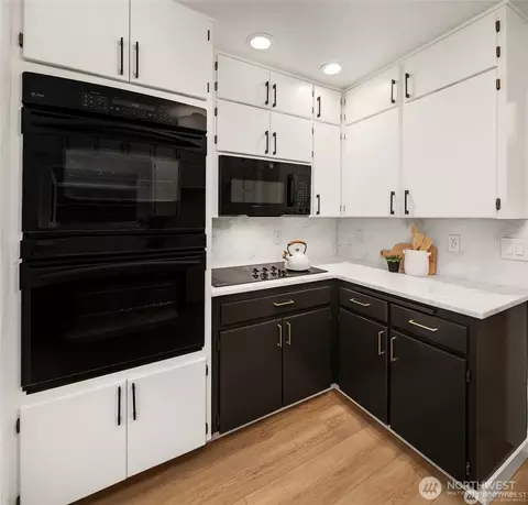 Kitchen - 23111 58th Ave E, Spanaway, WA 98387 photo 3 of 4