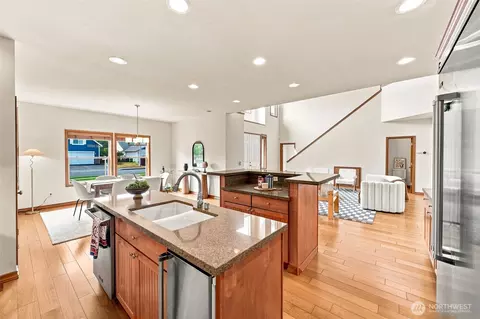 Kitchen - 3265 Phillips Ave, Enumclaw, WA 98022 photo 2 of 4