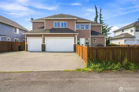 Exterior - 3265 Phillips Ave, Enumclaw, WA 98022 photo 5 of 6