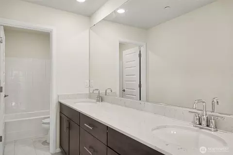 Bath - 4114 235th Pl SE, Bothell, WA 98021 photo 3 of 3
