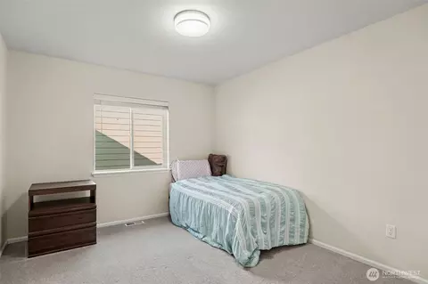 Bedroom - 4114 235th Pl SE, Bothell, WA 98021 photo 5 of 6
