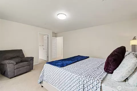 Bedroom - 4114 235th Pl SE, Bothell, WA 98021 photo 2 of 6