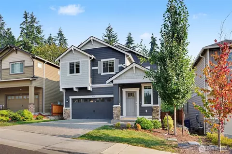 Exterior - 4114 235th Pl SE, Bothell, WA 98021 photo 3 of 5