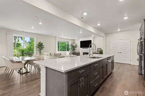 Kitchen - 4114 235th Pl SE, Bothell, WA 98021 photo 4 of 4
