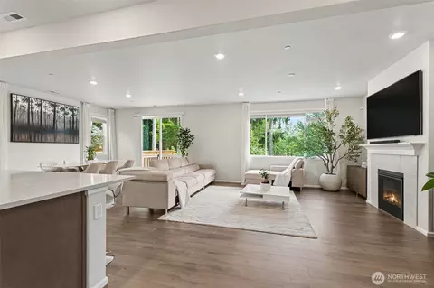 Living - 4114 235th Pl SE, Bothell, WA 98021 photo 1 of 4