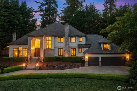 4651 171st Ave SE, Bellevue, WA 98006