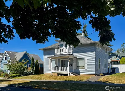 2323 E St, Bellingham, WA 98225