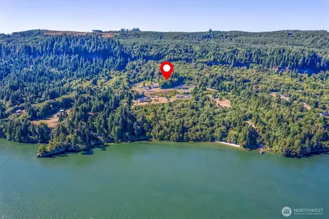 1669 E Sr 4 Ave, Cathlamet, WA 98612