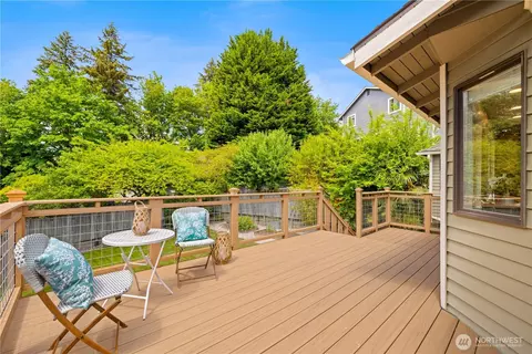 Exterior - 14821 104th Ave NE, Bothell, WA 98011 photo 2 of 9