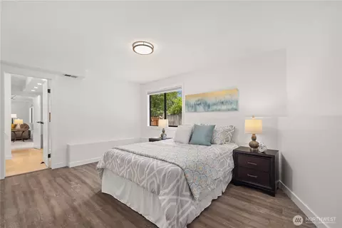 Bedroom - 14821 104th Ave NE, Bothell, WA 98011 photo 6 of 6