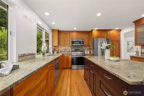 Kitchen - 14821 104th Ave NE, Bothell, WA 98011 photo 1 of 3