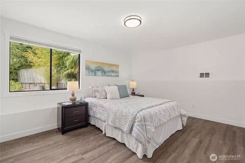 Bedroom - 14821 104th Ave NE, Bothell, WA 98011 photo 5 of 6