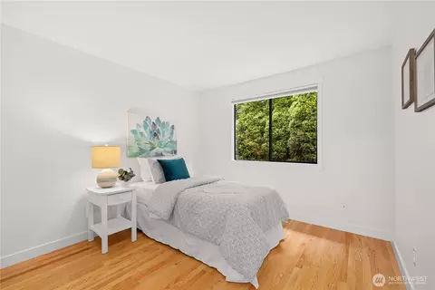 Bedroom - 14821 104th Ave NE, Bothell, WA 98011 photo 2 of 6