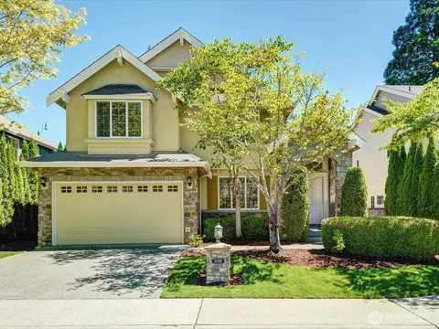 2058 211th Pl SE, Sammamish, WA 98075