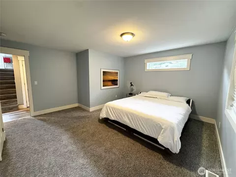 Bedroom - 7360 E Grapeview Loop Rd, Allyn, WA 98524 photo 2 of 3