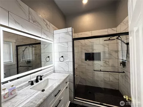 Bath - 7360 E Grapeview Loop Rd, Allyn, WA 98524 photo 2 of 2