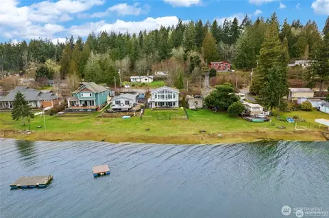 View/Area - 7360 E Grapeview Loop Rd, Allyn, WA 98524 photo 3 of 3