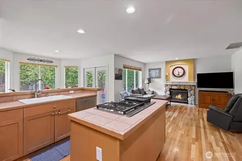Kitchen - 3225 181st St SE, Bothell, WA 98012 photo 3 of 3