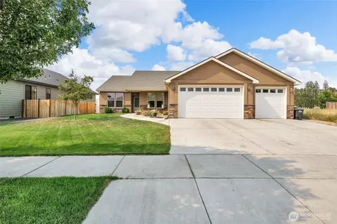 3440 W Blue Heron Ln, Moses Lake, WA 98837