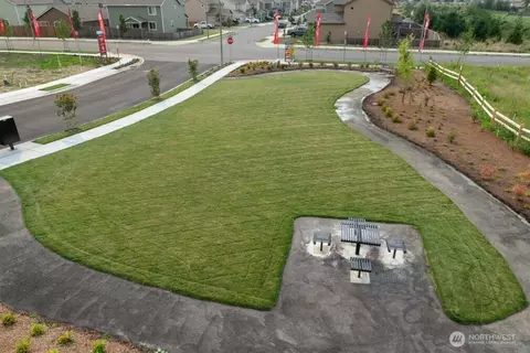 View/Area - 830 Weaver Dr E, Enumclaw, WA 98022 photo 2 of 3