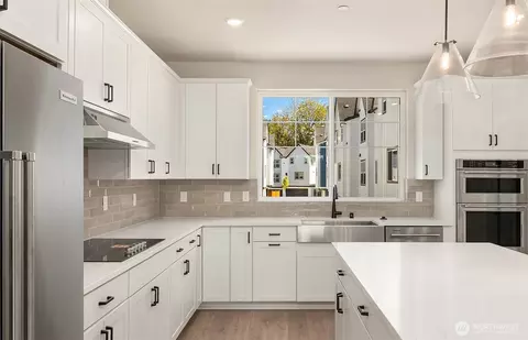 Kitchen - 20347 90th Dr NE #D, Bothell, WA 98011 photo 2 of 3