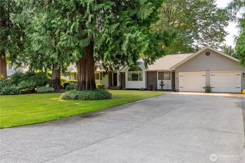 3223 Donnelly Dr SE, Olympia, WA 98501