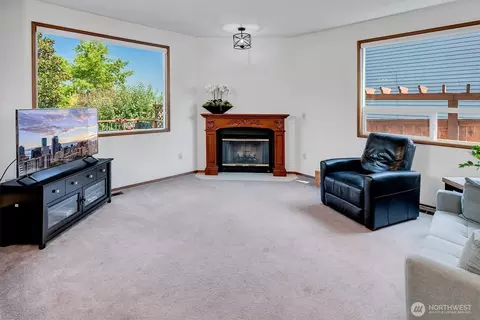 Living - 2403 238th Pl SE, Bothell, WA 98021 photo 3 of 3
