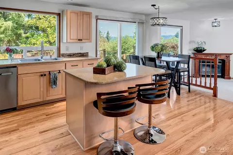 Kitchen - 2403 238th Pl SE, Bothell, WA 98021 photo 2 of 3