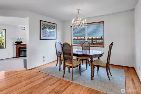 Dining - 2403 238th Pl SE, Bothell, WA 98021 photo 2 of 2