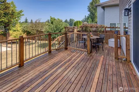 Exterior - 2403 238th Pl SE, Bothell, WA 98021 photo 2 of 6