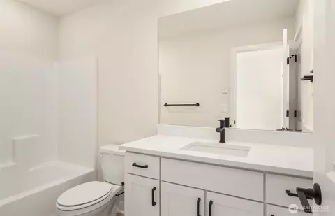Bath - 20341 90th Dr NE #D, Bothell, WA 98011 photo 5 of 5