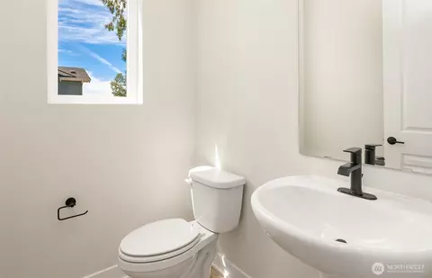 Bath - 20341 90th Dr NE #D, Bothell, WA 98011 photo 2 of 5