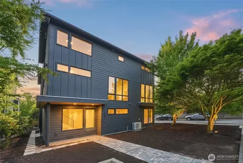5301 49th Ave SW, Seattle, WA 98136