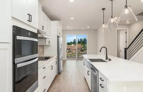Kitchen - 9007 NE 203rd Ln #B, Bothell, WA 98011 photo 1 of 3